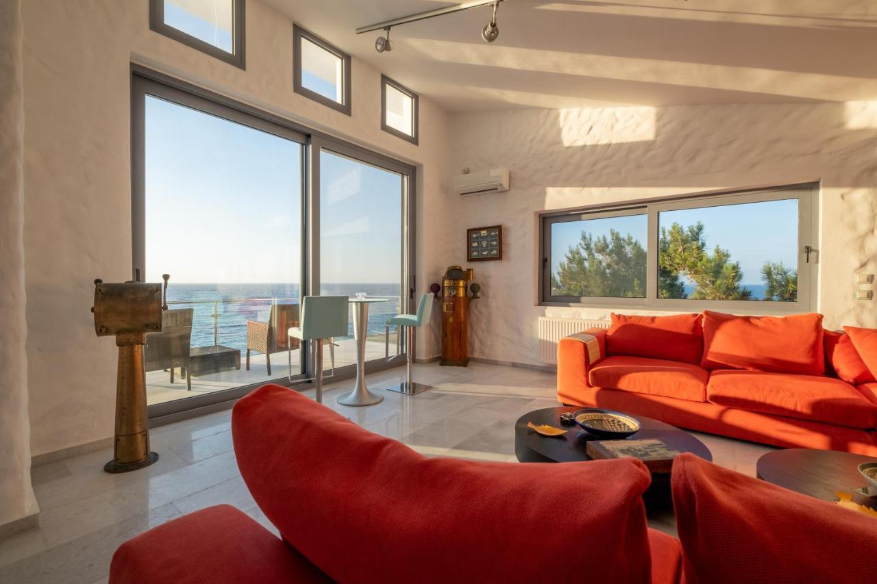 Gialiskari  Icarus Luxury Beachfront Villa מראה חיצוני תמונה