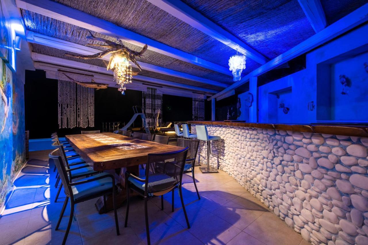 Gialiskari  Icarus Luxury Beachfront Villa מראה חיצוני תמונה