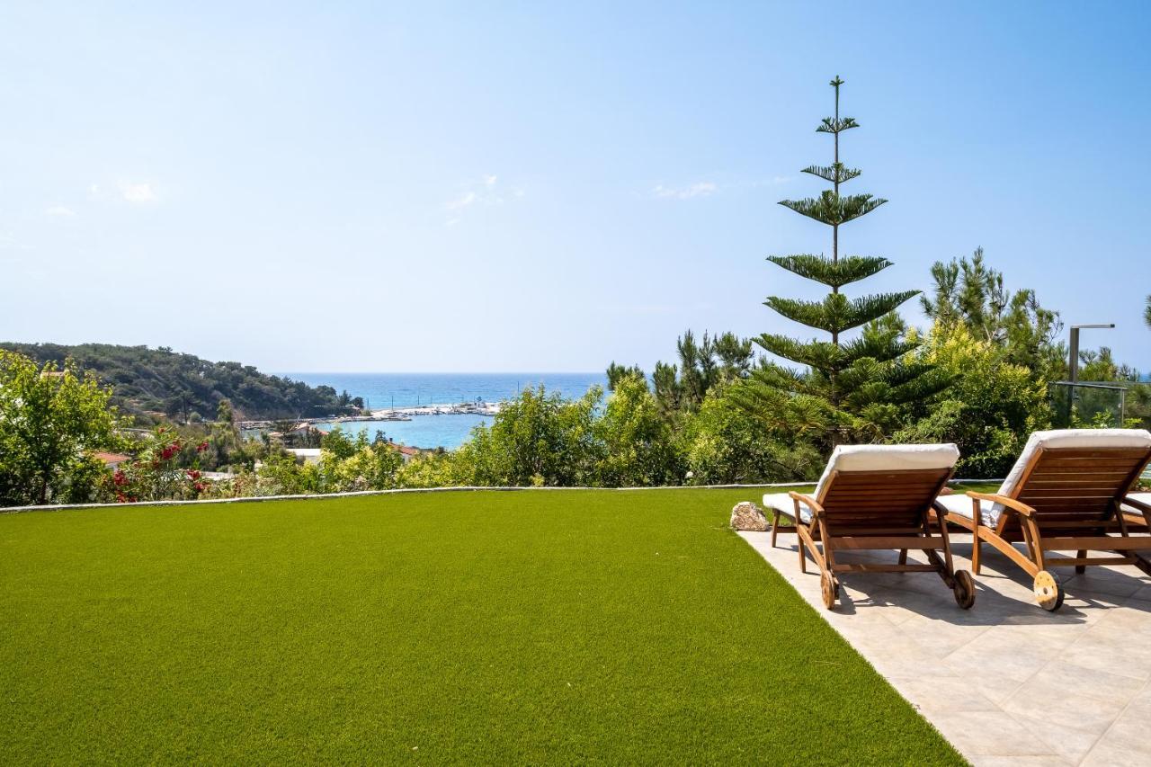 Gialiskari  Icarus Luxury Beachfront Villa מראה חיצוני תמונה