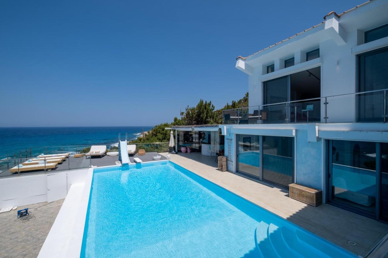 Gialiskari  Icarus Luxury Beachfront Villa מראה חיצוני תמונה