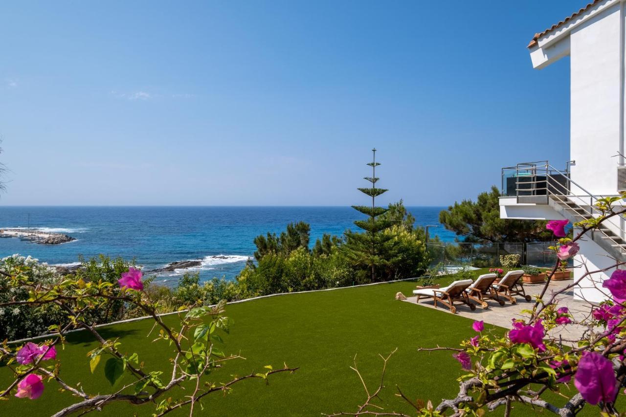 Gialiskari  Icarus Luxury Beachfront Villa מראה חיצוני תמונה