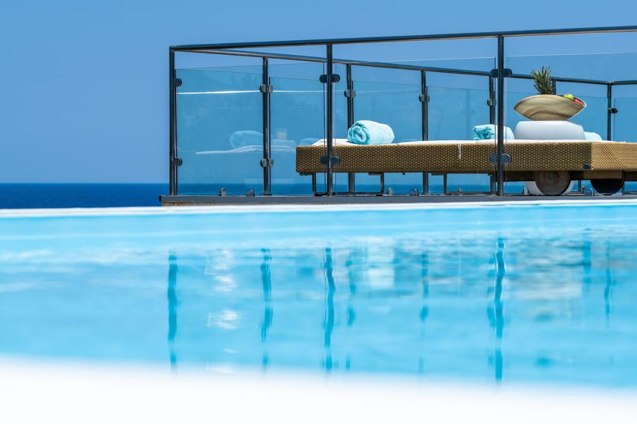 Gialiskari  Icarus Luxury Beachfront Villa מראה חיצוני תמונה