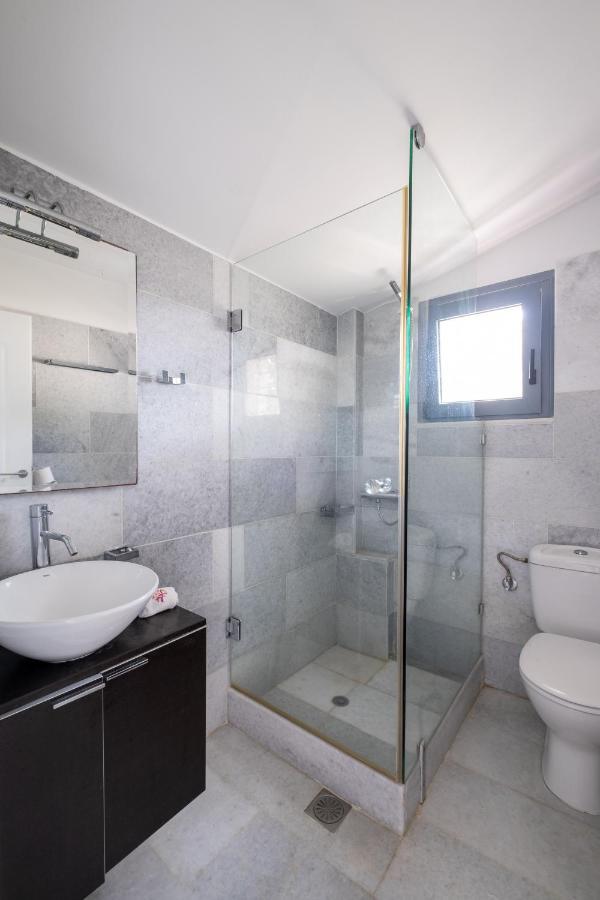 Gialiskari  Icarus Luxury Beachfront Villa מראה חיצוני תמונה